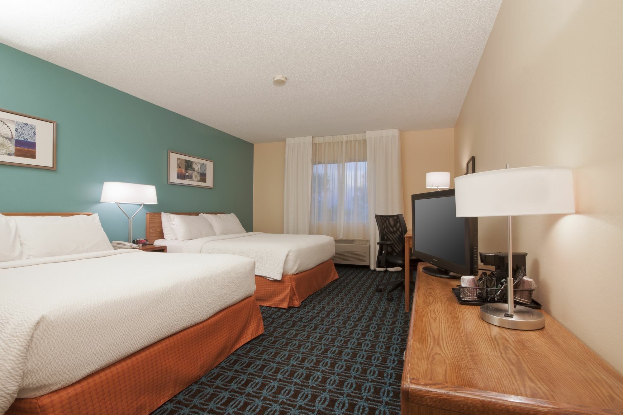 Wingate By Wyndham Hotel